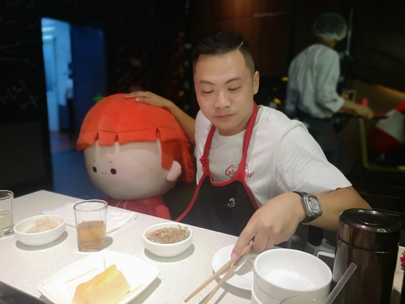 逆行的第一张照片--桂林相亲服务中心