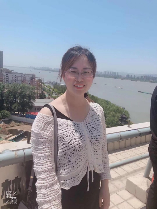 随缘的第一张照片--桂林相亲服务中心
