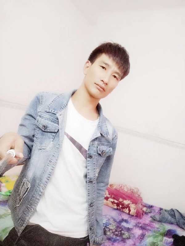 心好痛的第一张照片--桂林相亲服务中心