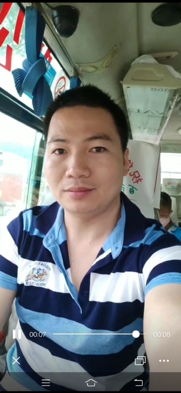 恋人未满的第一张照片--桂林相亲服务中心