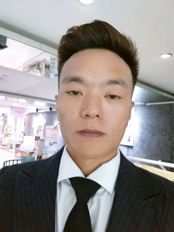 醉酒的蝴蝶的第一张照片--桂林相亲服务中心