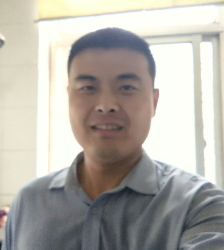 李伟的第一张照片--桂林相亲服务中心