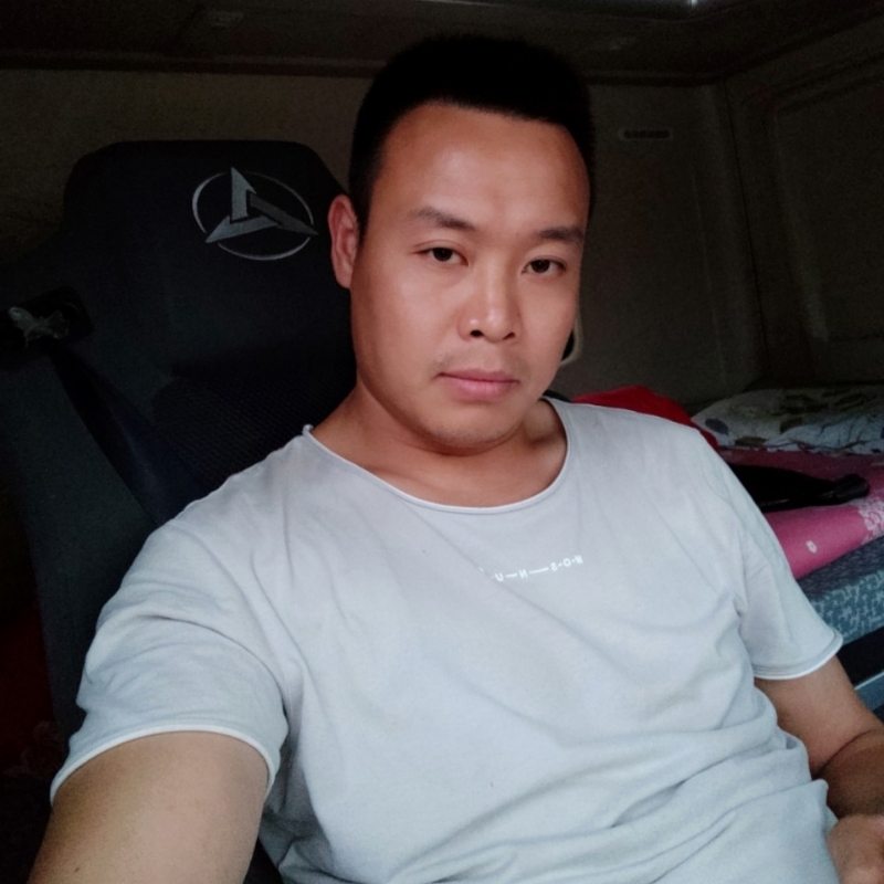 默默的第二张照片--桂林相亲服务中心