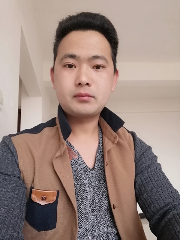 挖哥的第一张照片--桂林相亲服务中心