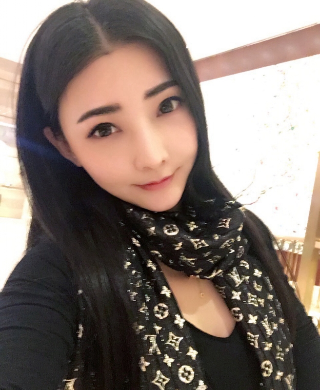 詩詩的第二张照片--桂林相亲服务中心
