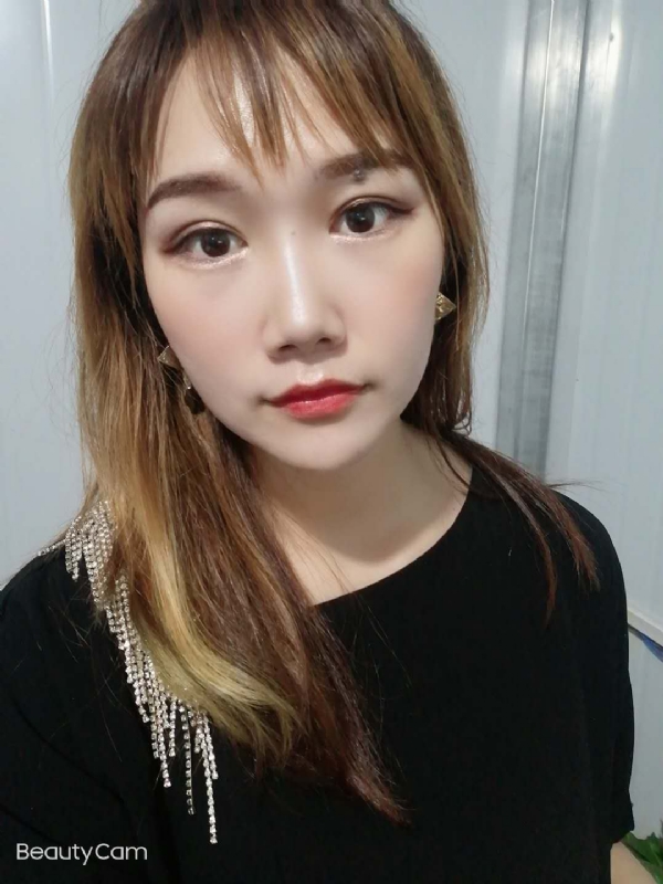艾薇的第四张照片--桂林相亲服务中心