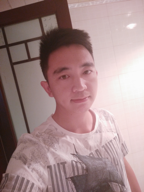 彭亮的第一张照片--桂林相亲服务中心