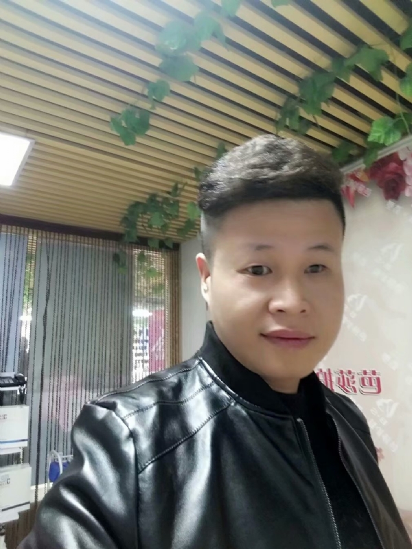 萧郎的第一张照片--桂林相亲服务中心