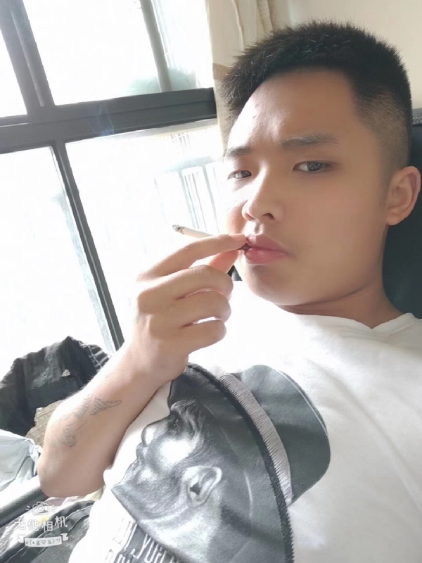 比比曾_的第二张照片--桂林相亲服务中心