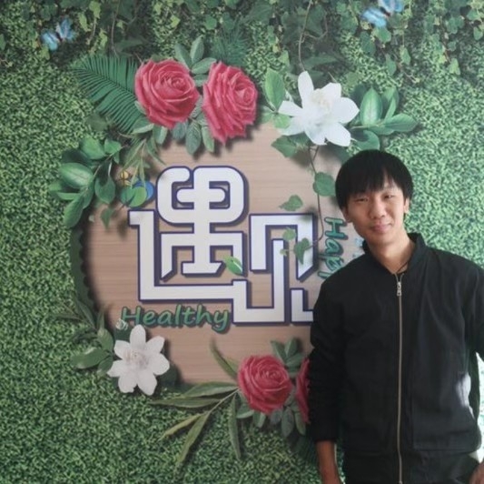 影视人~混爷张的第一张照片--桂林相亲服务中心