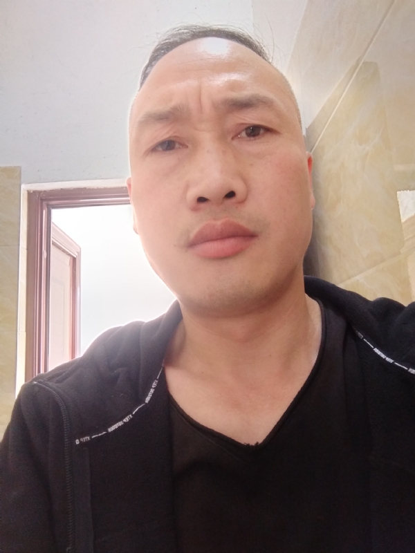 猴哥的第一张照片--桂林相亲服务中心