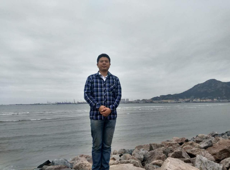 在奋斗的第二张照片--桂林相亲服务中心