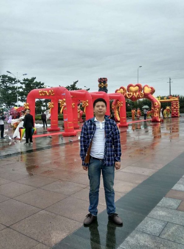 在奋斗的第三张照片--桂林相亲服务中心