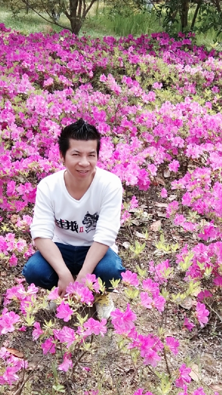 云淡风轻的第一张照片--桂林相亲服务中心