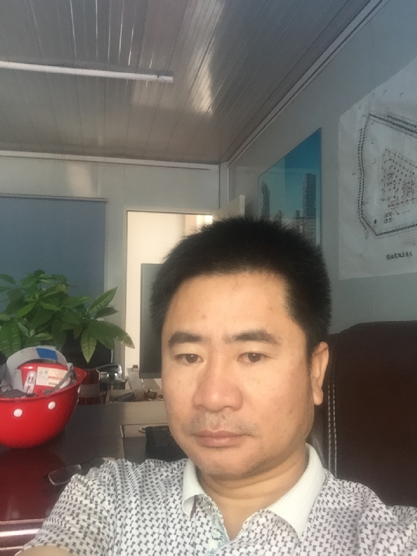 一步之遥的第一张照片--桂林相亲服务中心