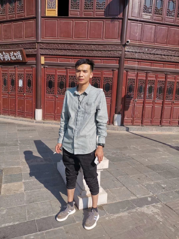 刘方的第一张照片--桂林相亲服务中心