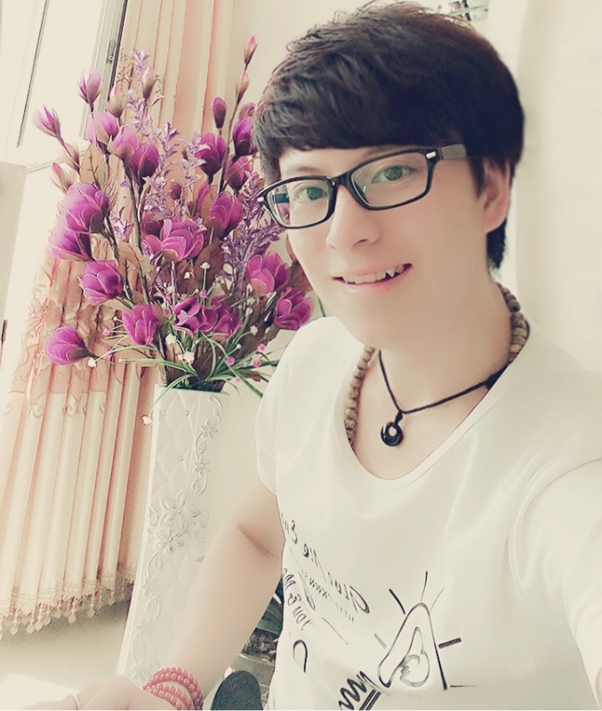 半°的第三张照片--桂林相亲服务中心