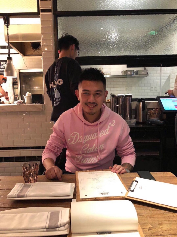 雪云飘的第一张照片--桂林相亲服务中心