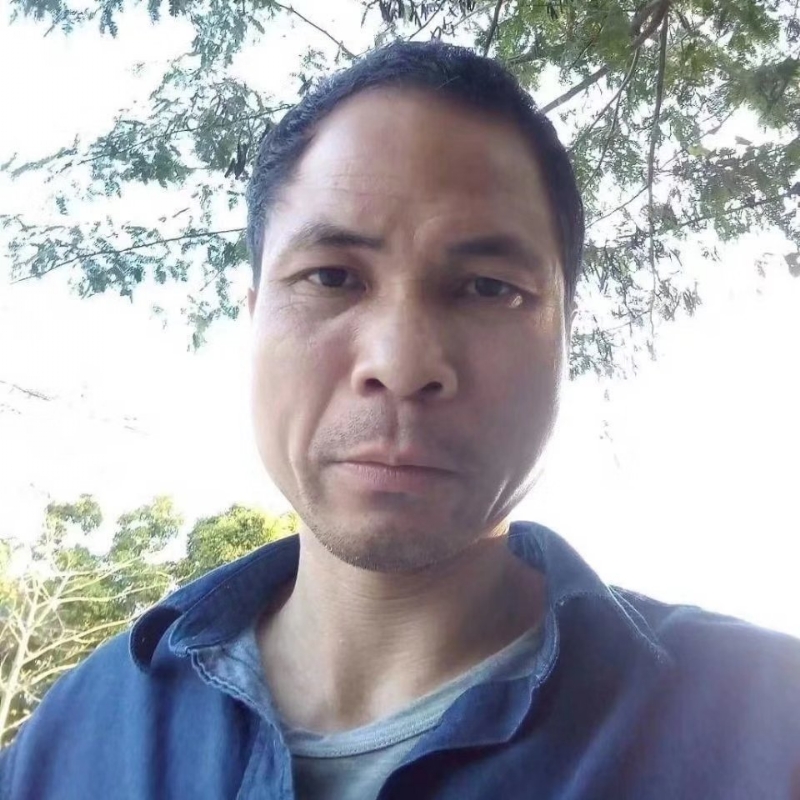 老钟的第一张照片--桂林相亲服务中心