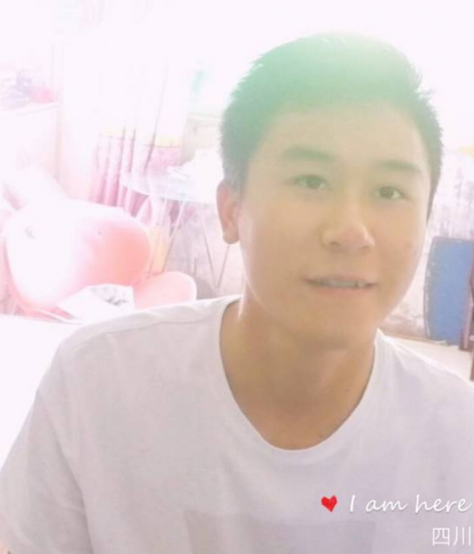 小熊微品的第二张照片--桂林相亲服务中心