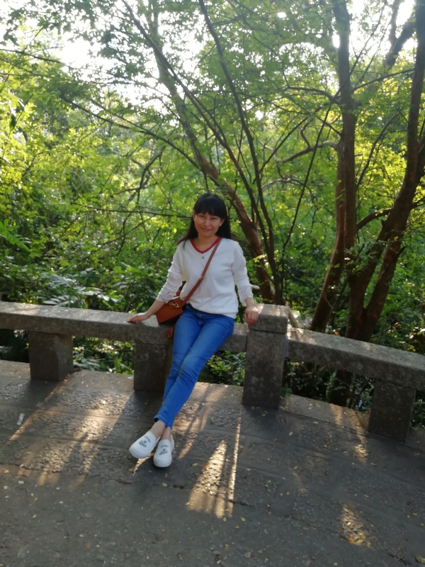 夏陌的第一张照片--桂林相亲服务中心