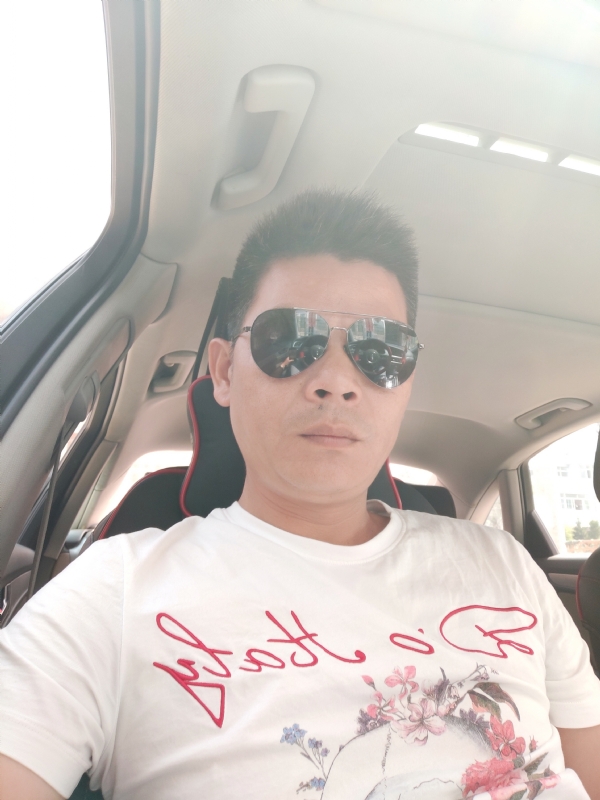 单身已久的第一张照片--桂林相亲服务中心