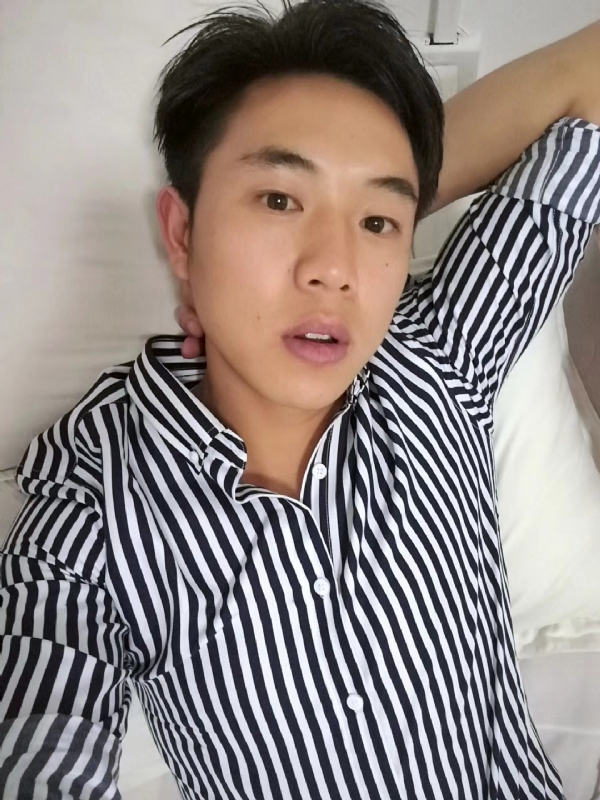 小雷的第二张照片--桂林相亲服务中心