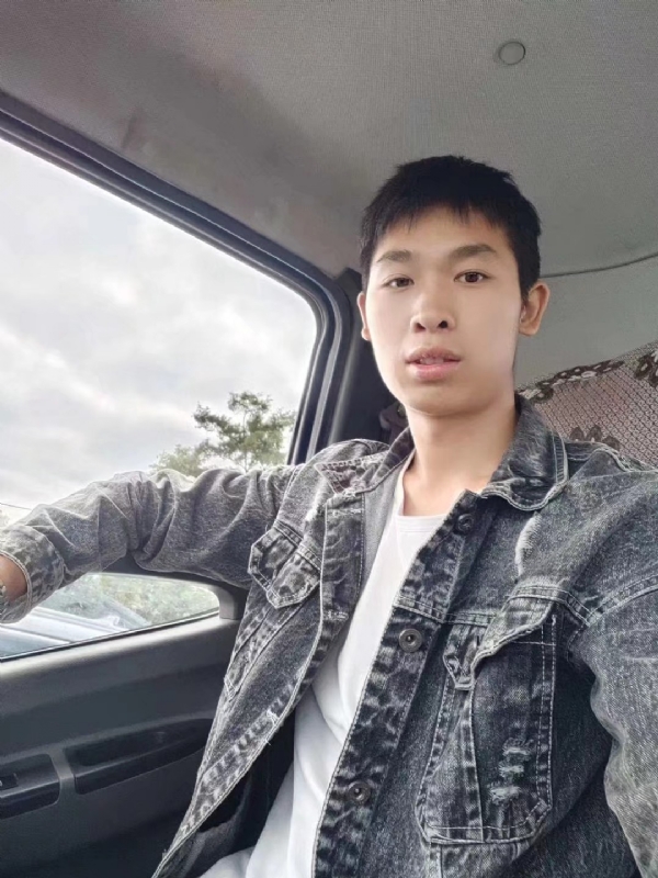 康康的第一张照片--桂林相亲服务中心