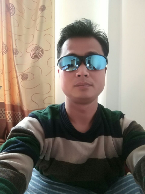 上岸天子的第二张照片--桂林相亲服务中心