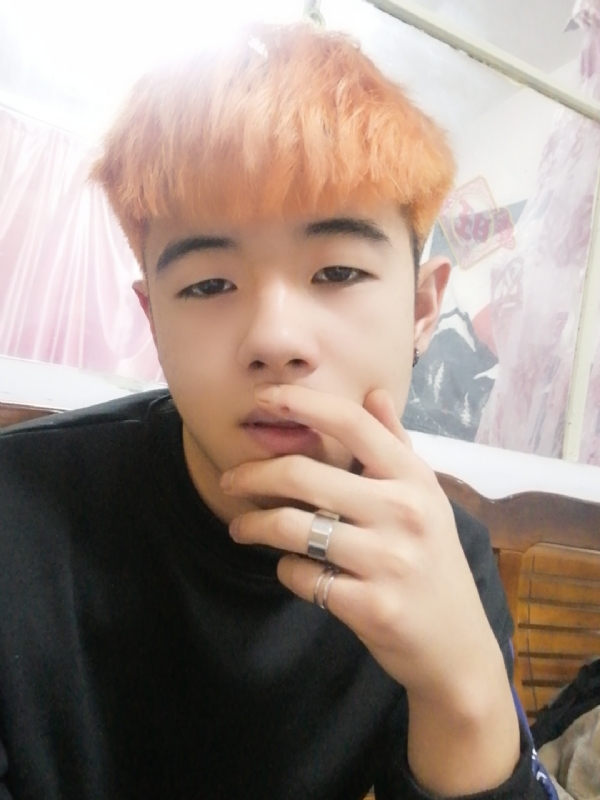 钟宇诗的第一张照片--桂林相亲服务中心