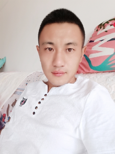 海阔天空的第一张照片--桂林相亲服务中心