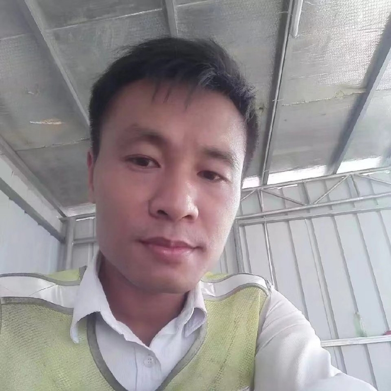 小马哥的第一张照片--桂林相亲服务中心