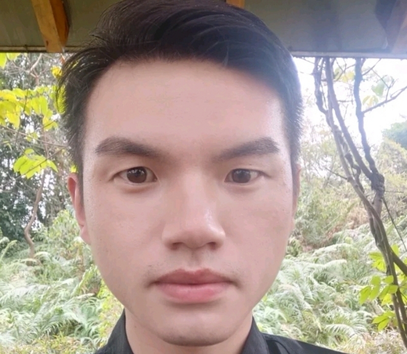 彬彬有礼的第二张照片--桂林相亲服务中心