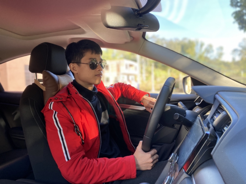 林威成的第二张照片--桂林相亲服务中心