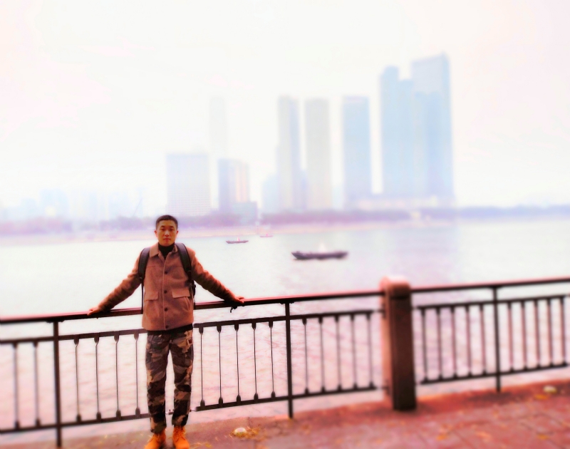 欢欣鼓舞的第一张照片--桂林相亲服务中心