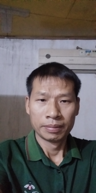 执着跋涉的第二张照片--桂林相亲服务中心