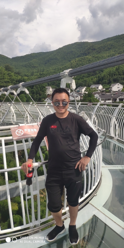 bu离bu弃的第一张照片--桂林相亲服务中心