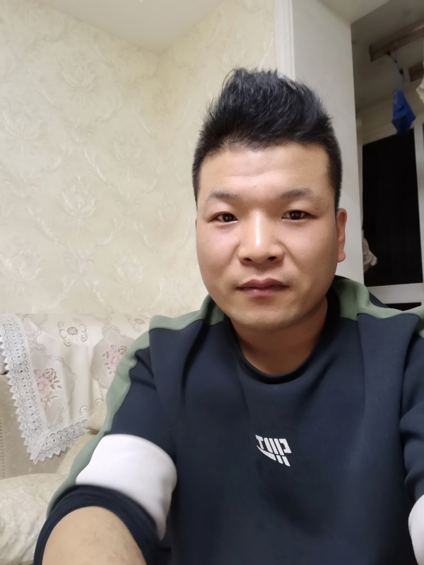 小猪猪的第一张照片--桂林相亲服务中心