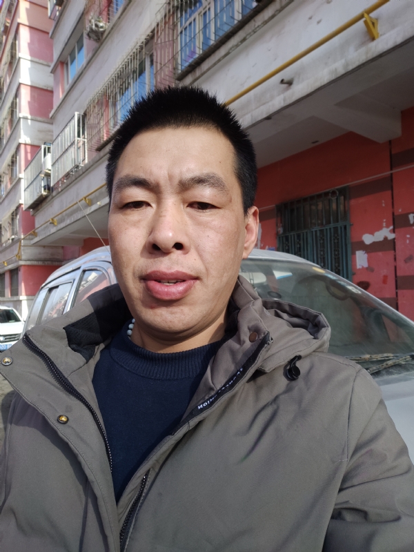 华哥的第一张照片--桂林相亲服务中心