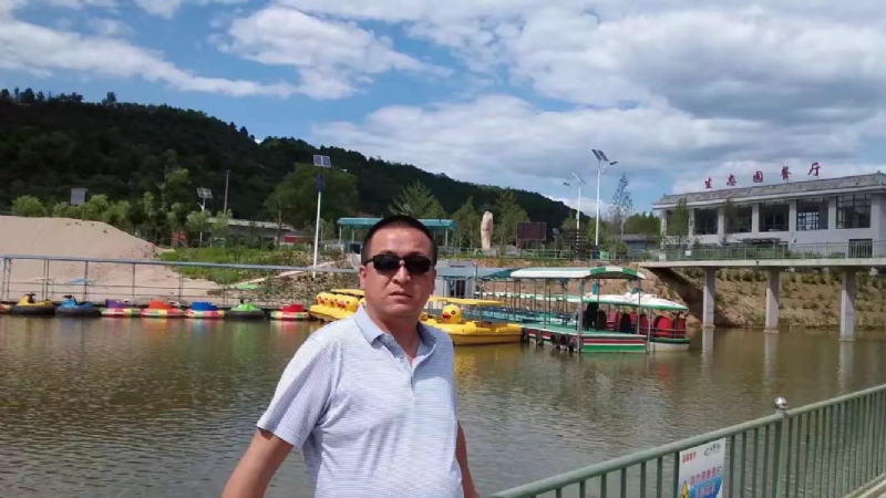 一三缺四的第一张照片--桂林相亲服务中心