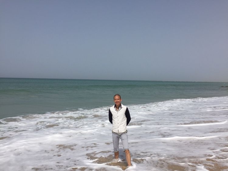 文字的忧伤的第一张照片--桂林相亲服务中心