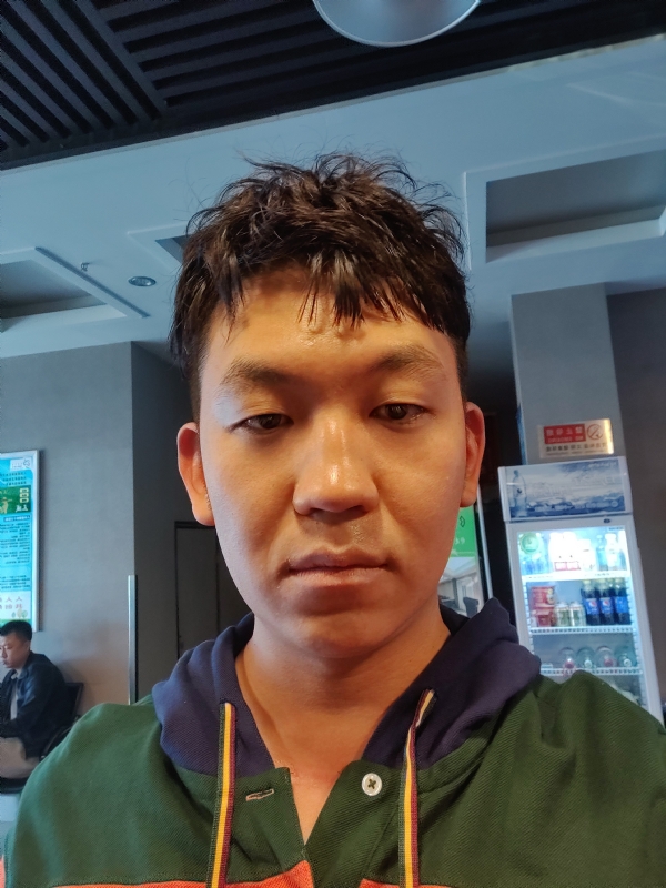 文哈哈的第一张照片--桂林相亲服务中心