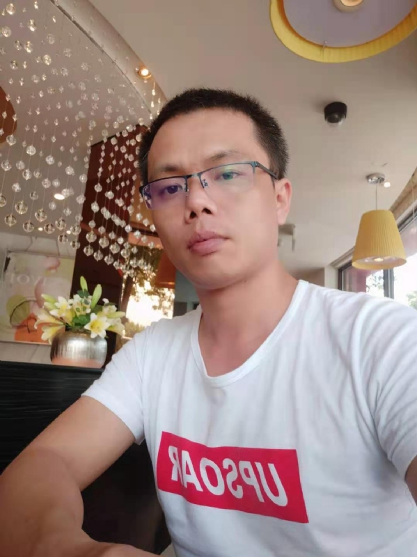 叶寒君的第三张照片--桂林相亲服务中心