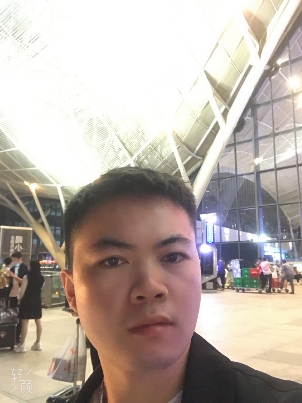 骑马的快乐的第一张照片--桂林相亲服务中心