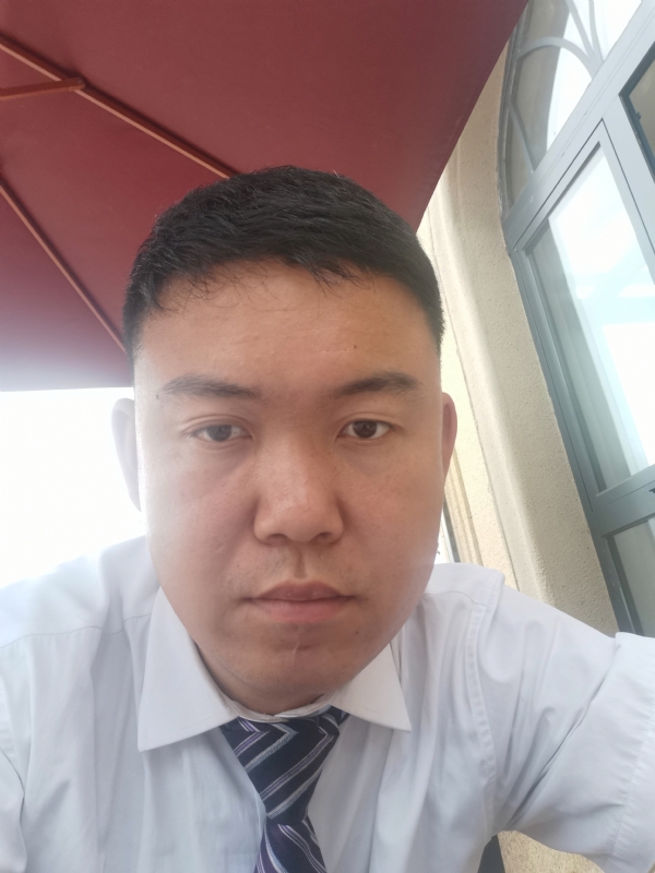 小龙哥的第一张照片--桂林相亲服务中心