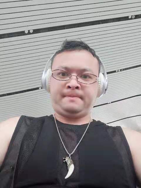 醉叶孤城的第一张照片--桂林相亲服务中心