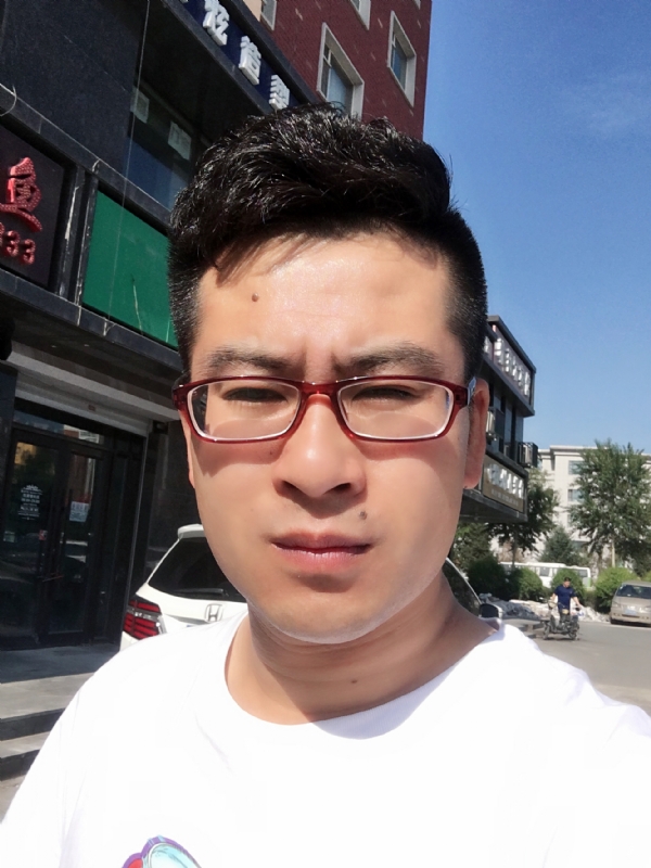 AA首席的第一张照片--桂林相亲服务中心