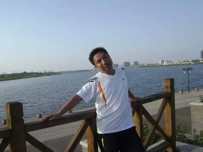才乡痴情的第二张照片--桂林相亲服务中心