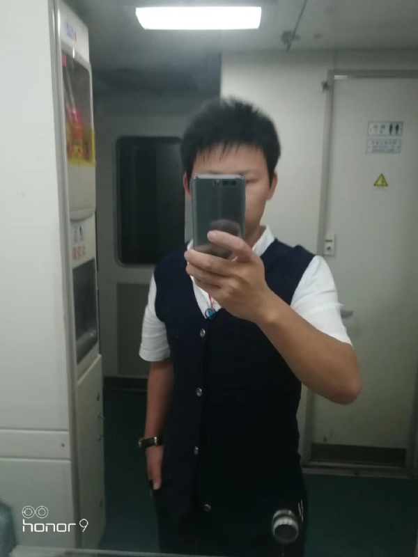 阳光下de幸福的第一张照片--桂林相亲服务中心