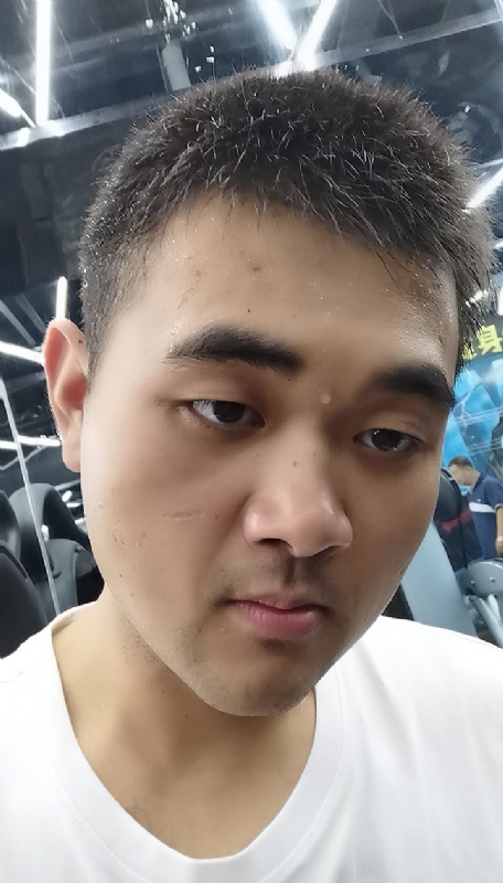 回眸一笑的第二张照片--桂林相亲服务中心